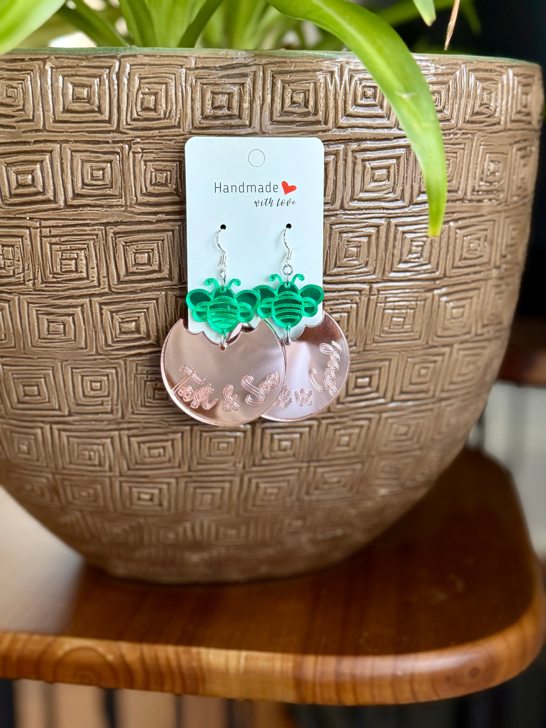 Taste & See — Green on Pink