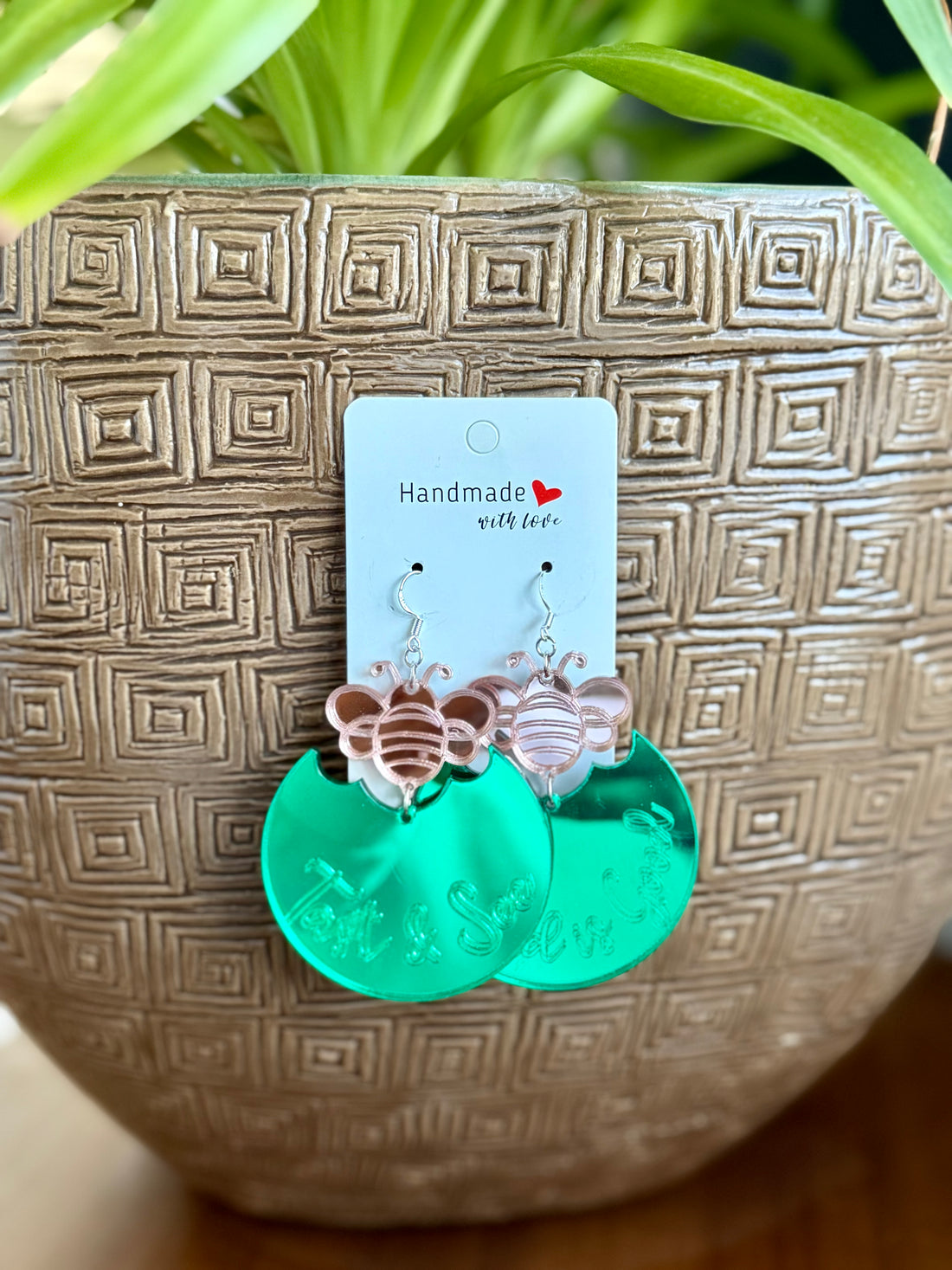 Taste & See — Pink on Green
